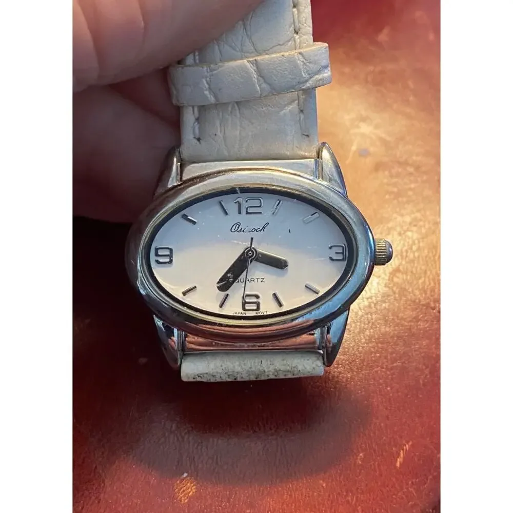 Women's 33mm Silver Tone Osirock Watch, White Leather Band